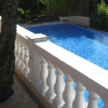 Azur - Piscine *