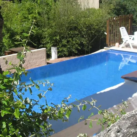 Azur - Piscine Saint Aygulf